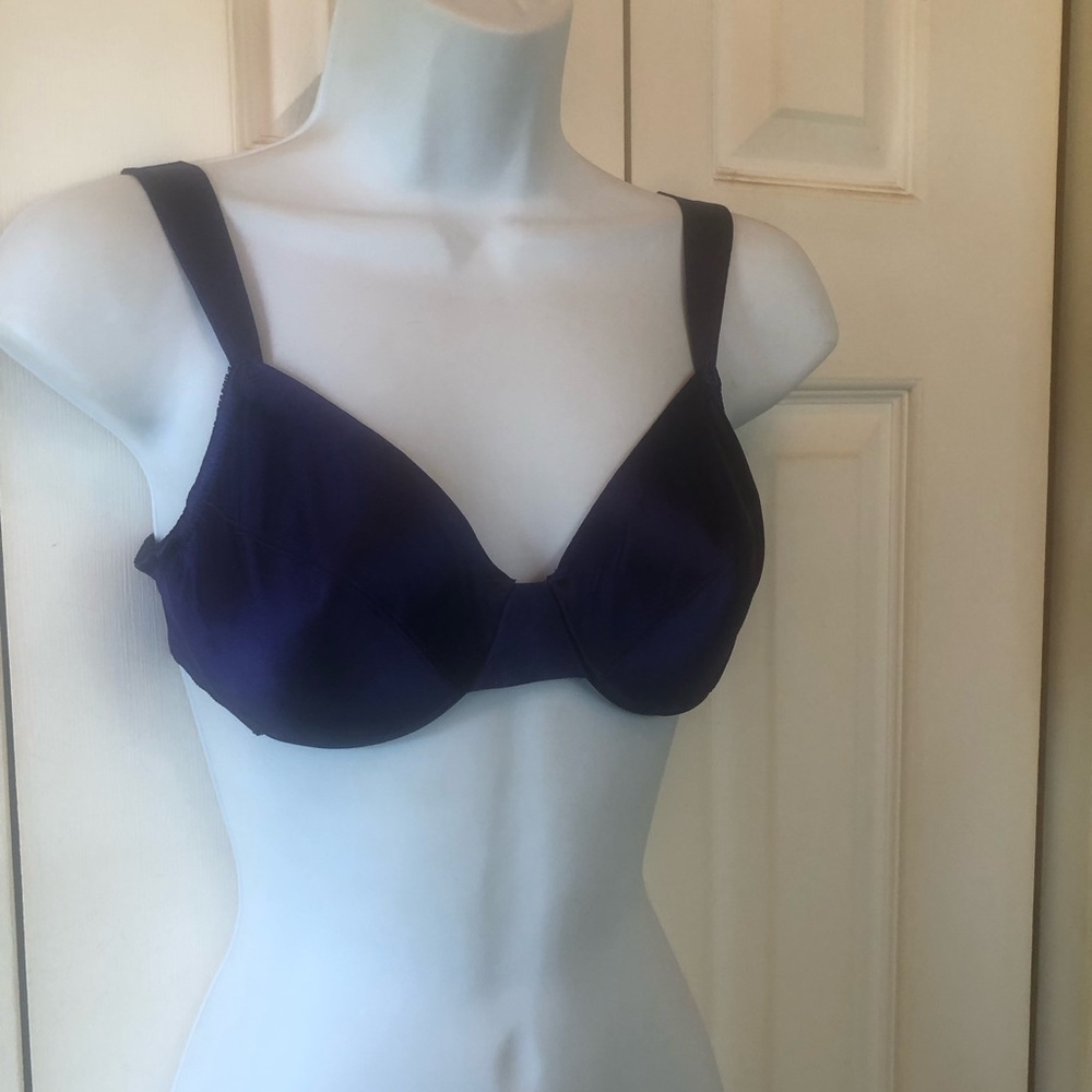 Victoria's Secret Smooth Underwire Bra in Deep Purple Gold Label Vintage
